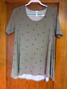 LuLaRoe Small Olive Green Perfect T Short Sleeve Floral Swing Tunic
